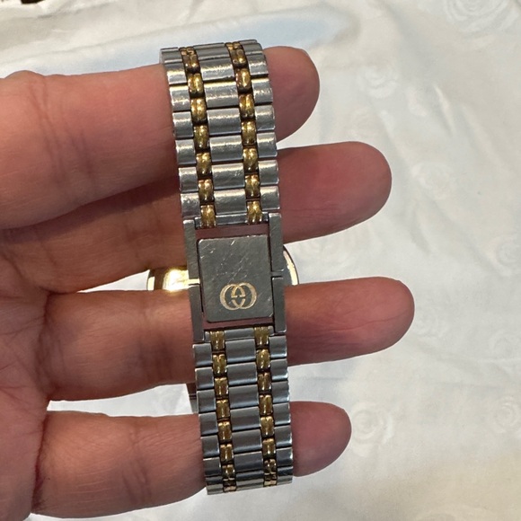 Authentic Gucci Two-Tone Silver and Gold Timepiece - Picture 4 of 11